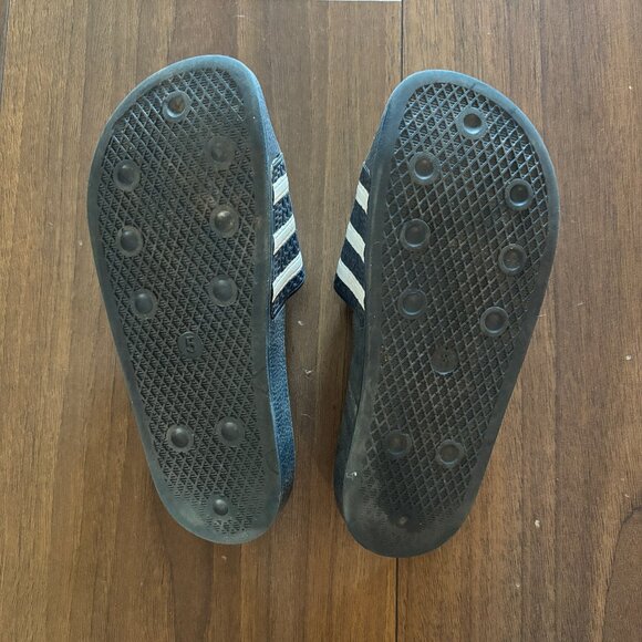 Kids Adidas Blue & White Stripe Slides - Size 5 - Picture 3 of 4
